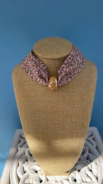 ISABELLA CHOKER